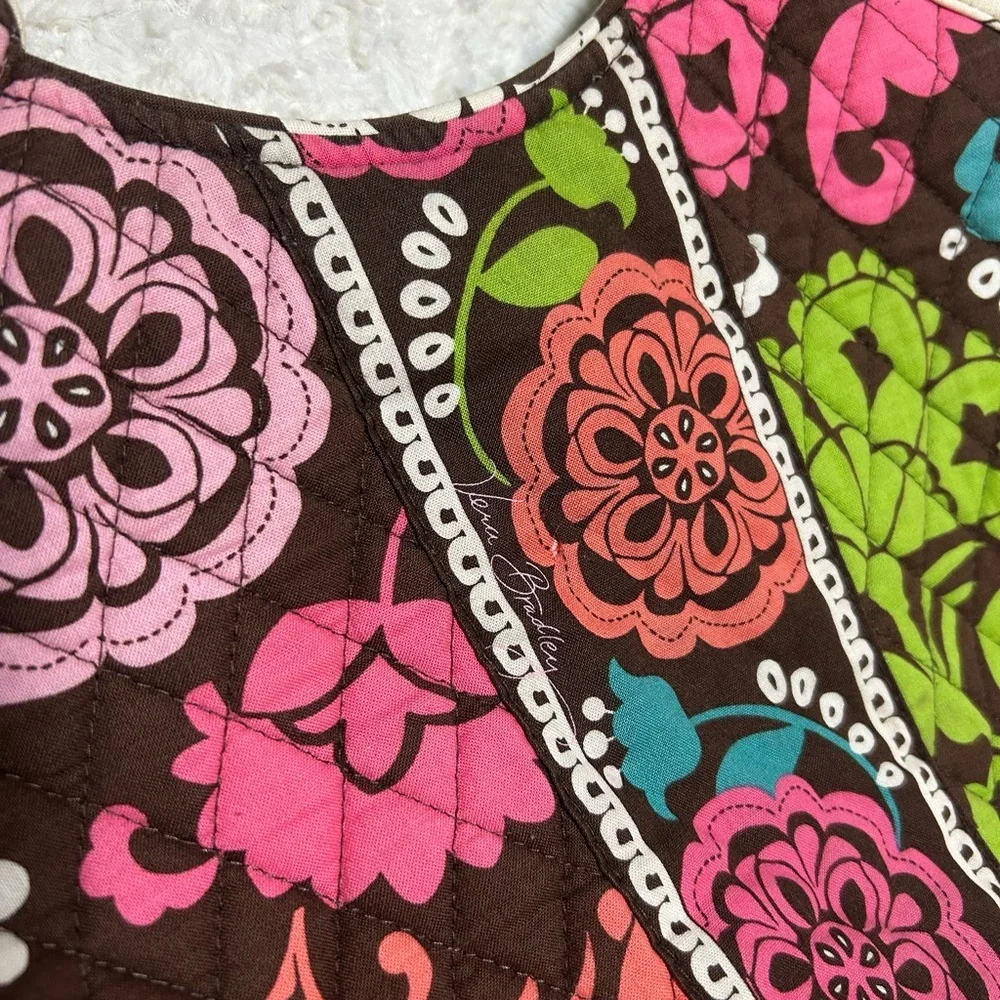 Vera Bradley chic crossbody